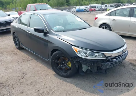 2016 Honda Accord Sport z USA, uszkodzony, nr VIN 1HGCR2F59GA215822